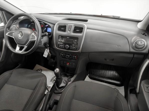 Renault Sandero II Рестайлинг с пробегом 2018 года, цена 1 067 300 рублей, 87225 км, хэтчбек, Автокод Объявления