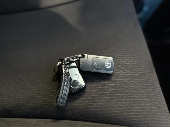 Honda Freed I Рестайлинг с пробегом 2012 года, цена 1 069 000 рублей, 86223 км, компактвэн, Автокод Объявления