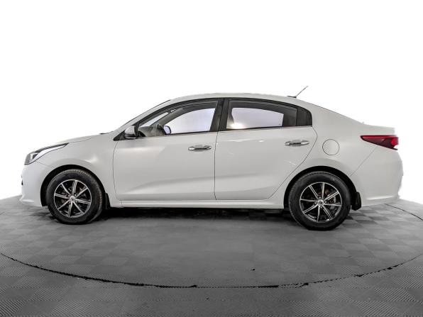Kia Rio IV с пробегом 2017 года, цена 1 470 000 рублей, 71225 км, седан, Автокод Объявления