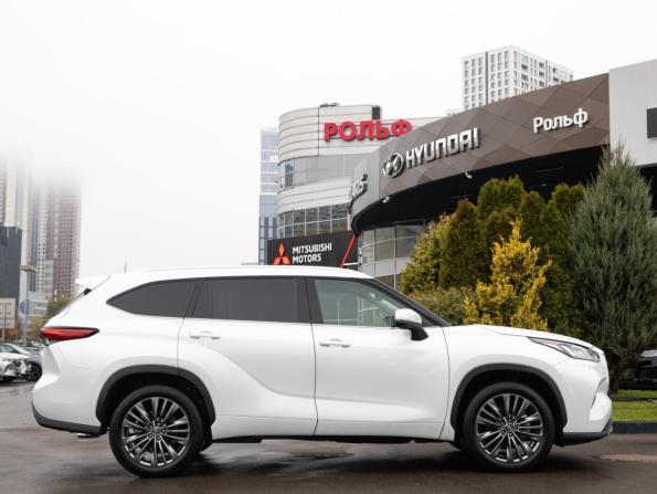 Toyota Highlander IV (XU70) с пробегом 2026 года, цена 5 098 000 рублей, 12940 км, внедорожник, Автокод Объявления