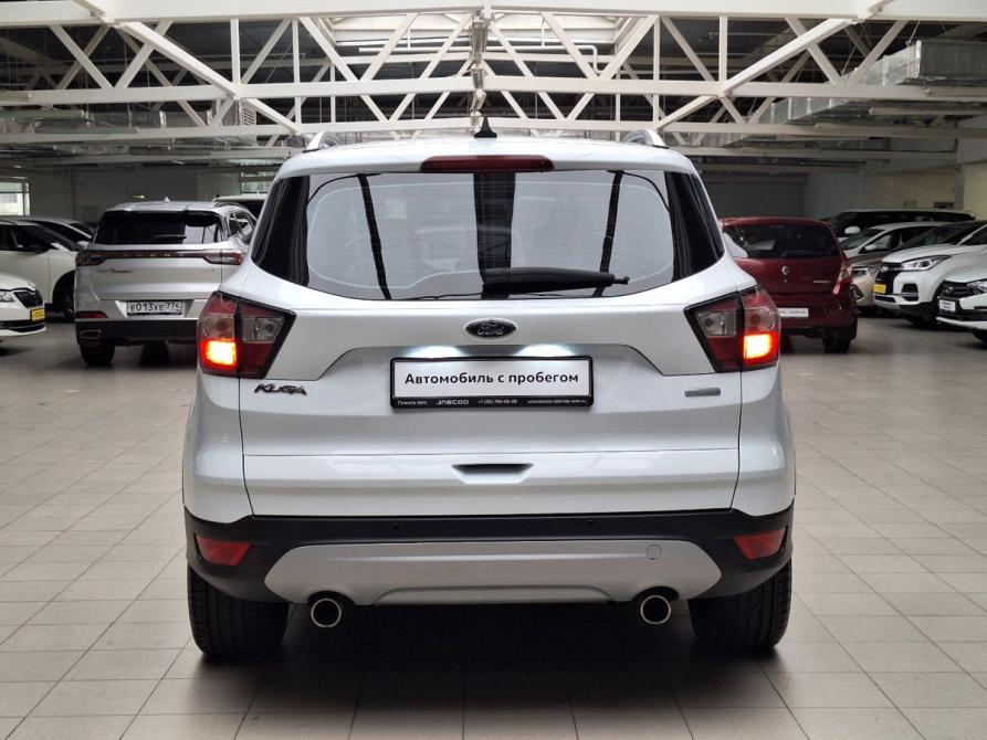 Ford Kuga II Рестайлинг Челябинск  - изображение 6