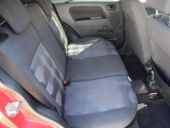 Ford Fusion I Рестайлинг с пробегом 2007 года, цена 279 000 рублей, 295509 км, хэтчбек, Автокод Объявления