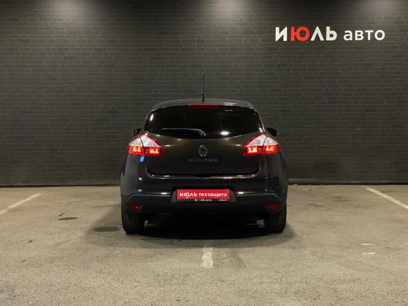 Renault Megane III Рестайлинг с пробегом 2013 года, цена 720 000 рублей, 136607 км, хэтчбек, Автокод Объявления
