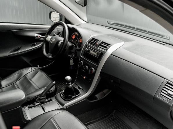 Toyota Corolla X (E140 E150) Рестайлинг с пробегом 2012 года, цена 850 000 рублей, 270777 км, седан, Автокод Объявления