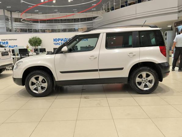 Skoda Yeti I с пробегом 2013 года, цена 630 000 рублей, 305585 км, внедорожник, Автокод Объявления