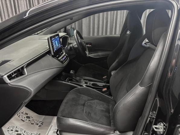 Toyota Corolla XII (E210) с пробегом 2020 года, цена 1 699 000 рублей, 27000 км, хэтчбек, Автокод Объявления