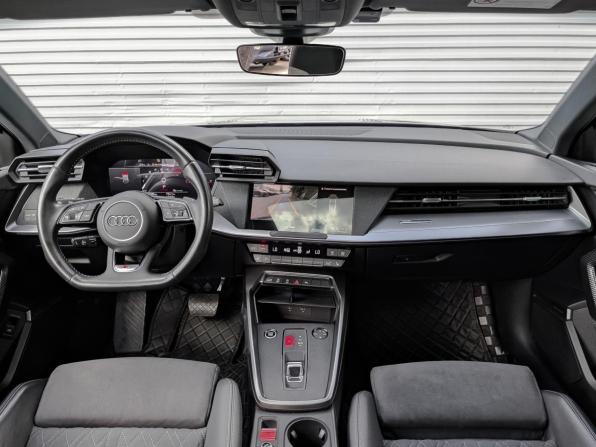 Audi A3 IV (8Y) с пробегом 2022 года, цена 2 990 000 рублей, 75492 км, хэтчбек, Автокод Объявления