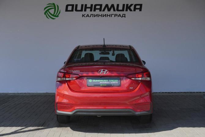Hyundai Solaris II с пробегом 2017 года, цена 1 390 000 рублей, 139000 км, седан, Автокод Объявления