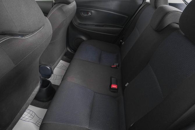 Toyota Vitz III (XP130) Рестайлинг 2 с пробегом 2018 года, цена 999 000 рублей, 149000 км, хэтчбек, Автокод Объявления