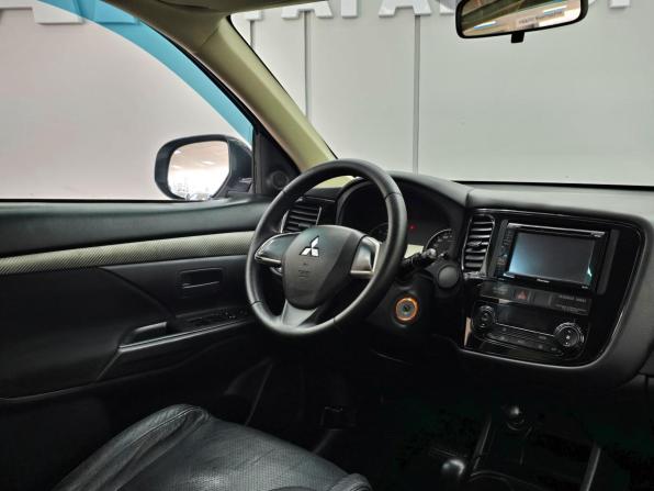Mitsubishi Outlander III Рестайлинг с пробегом 2014 года, цена 1 549 000 рублей, 170000 км, внедорожник, Автокод Объявления