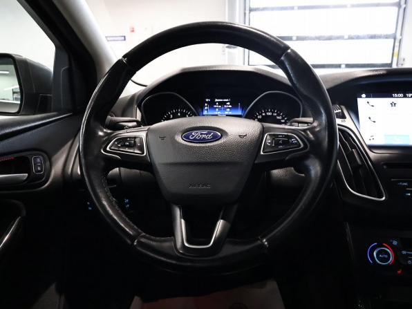 Ford Focus III Рестайлинг с пробегом 2017 года, цена 1 249 000 рублей, 91046 км, универсал, Автокод Объявления
