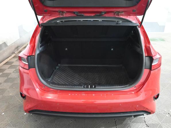 Kia Ceed III с пробегом 2019 года, цена 1 920 000 рублей, 95740 км, хэтчбек, Автокод Объявления