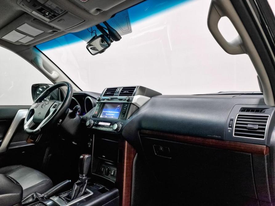 Toyota Land Cruiser Prado 150 Series Рестайлинг 1 Москва  - изображение 13