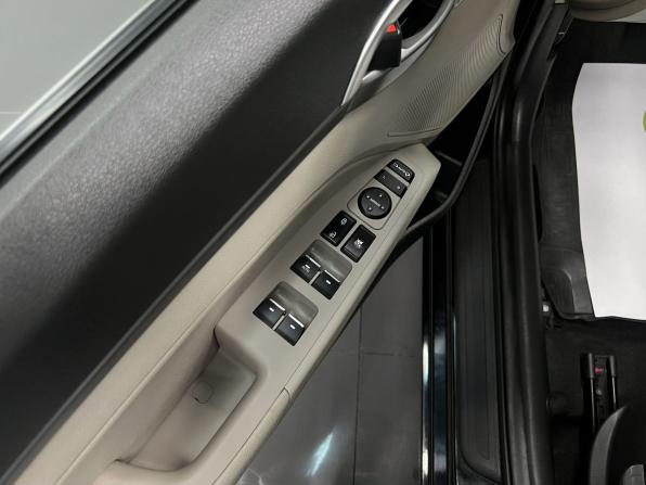 Hyundai Elantra VI (AD) с пробегом 2017 года, цена 1 580 000 рублей, 115696 км, седан, Автокод Объявления