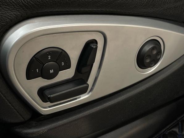 Mercedes-Benz M-Класс II (W164) Рестайлинг с пробегом 2010 года, цена 1 500 000 рублей, 271329 км, внедорожник, Автокод Объявления