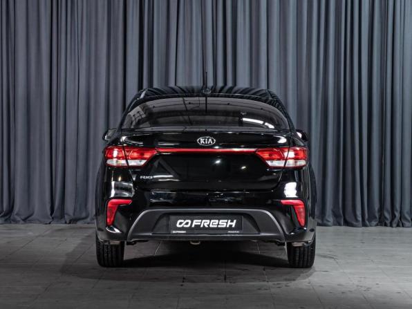 Kia Rio IV с пробегом 2017 года, цена 1 350 000 рублей, 136529 км, седан, Автокод Объявления