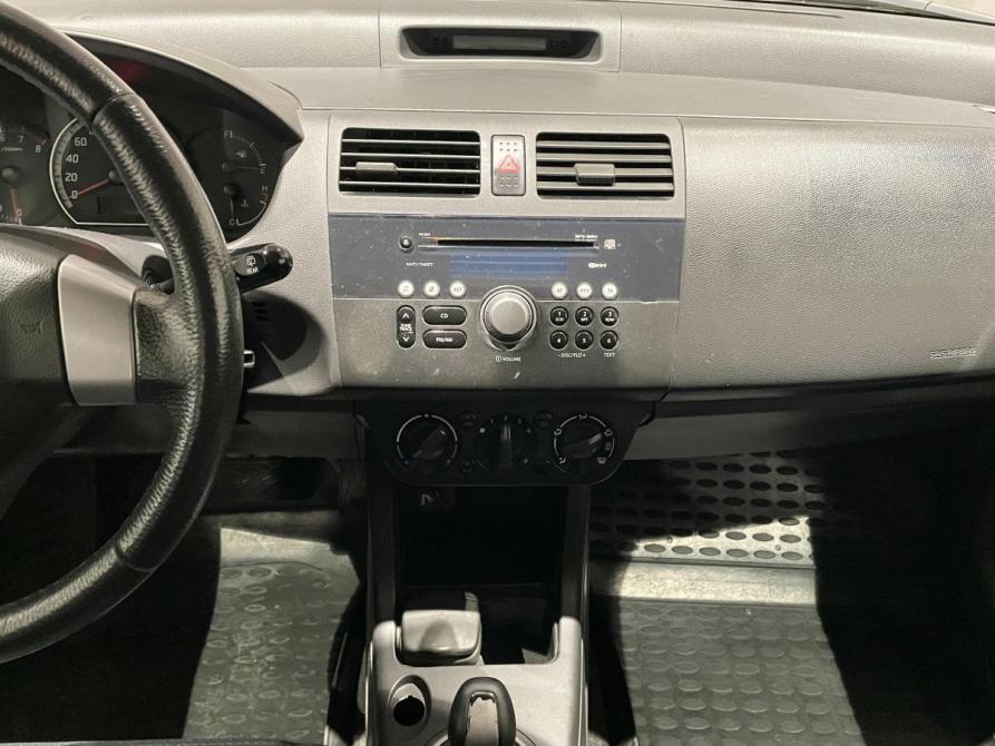 Suzuki Swift III Екатеринбург  - изображение 17