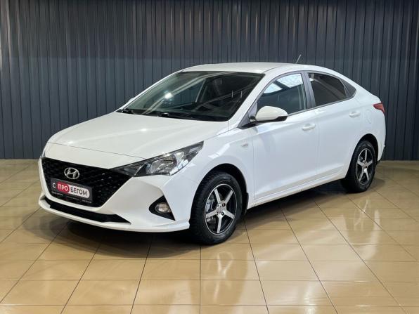 Hyundai Solaris II Рестайлинг с пробегом 2021 года, цена 1 479 900 рублей, 99600 км, седан, Автокод Объявления