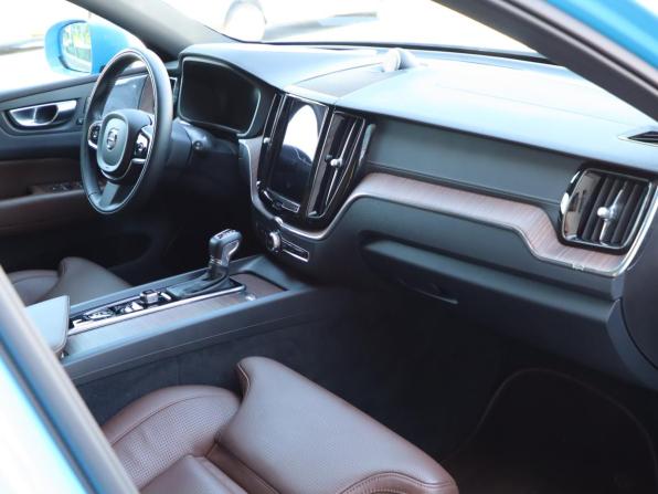 Volvo XC60 II с пробегом 2021 года, цена 4 600 000 рублей, 45153 км, внедорожник, Автокод Объявления