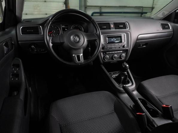 Volkswagen Jetta VI Рестайлинг с пробегом 2014 года, цена 1 378 000 рублей, 87640 км, седан, Автокод Объявления