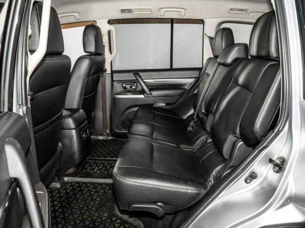 Mitsubishi Pajero IV Рестайлинг 2 с пробегом 2014 года, цена 2 670 000 рублей, 183965 км, внедорожник, Автокод Объявления