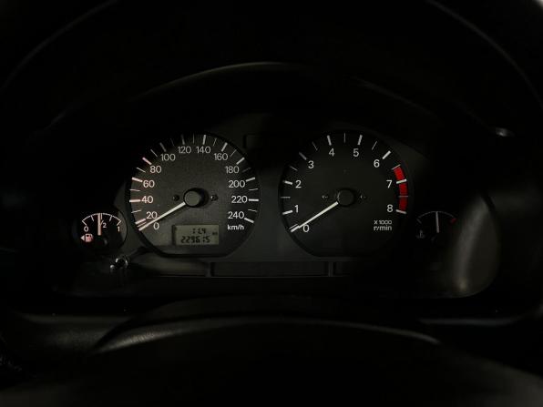Mitsubishi Carisma I Рестайлинг с пробегом 2003 года, цена 250 900 рублей, 229606 км, седан, Автокод Объявления