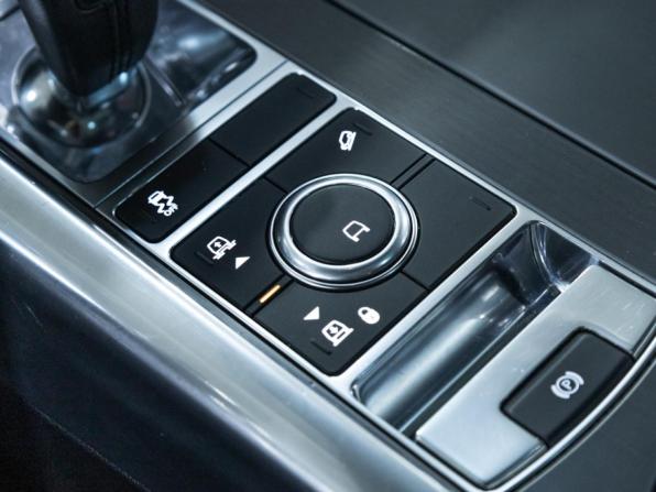 Land Rover Range Rover Sport II Рестайлинг с пробегом 2019 года, цена 4 410 000 рублей, 137000 км, внедорожник, Автокод Объявления