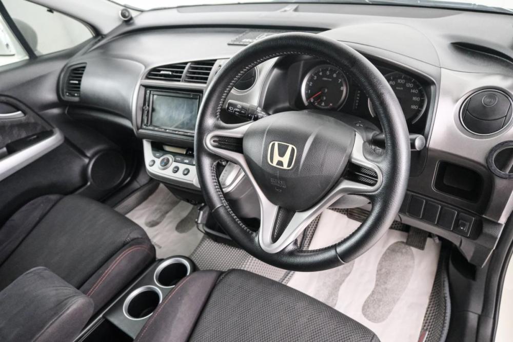 Honda Stream II Рестайлинг Красноярск  - изображение 9