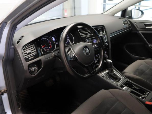 Volkswagen Golf VII с пробегом 2015 года, цена 1 475 000 рублей, 116550 км, хэтчбек, Автокод Объявления