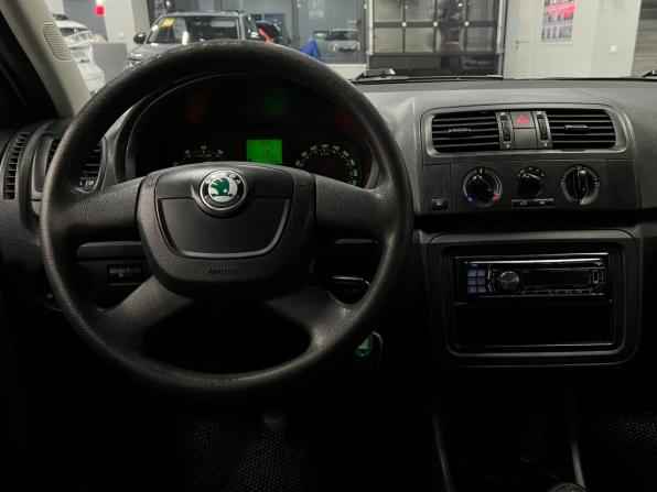 Skoda Fabia II Рестайлинг с пробегом 2012 года, цена 385 000 рублей, 160000 км, хэтчбек, Автокод Объявления
