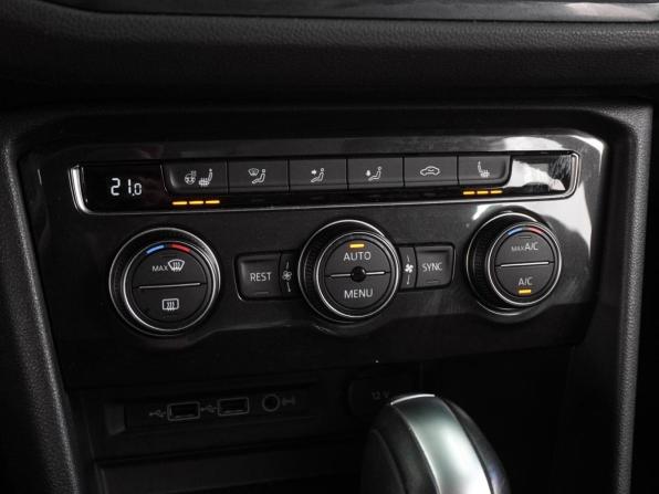 Volkswagen Tiguan II с пробегом 2019 года, цена 2 438 000 рублей, 79433 км, внедорожник, Автокод Объявления