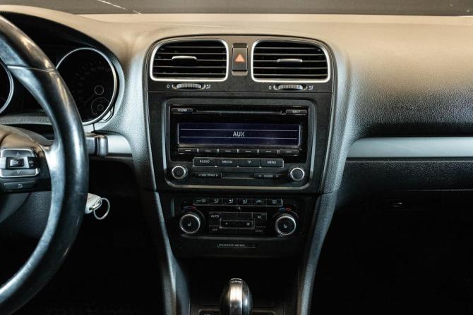 Volkswagen Golf VI с пробегом 2011 года, цена 889 000 рублей, 195786 км, хэтчбек, Автокод Объявления