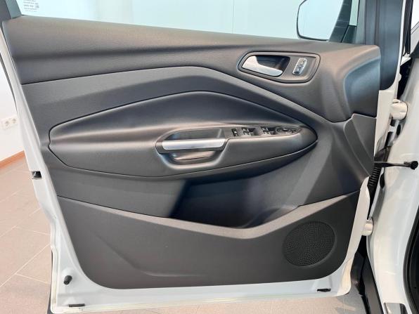 Ford Kuga II с пробегом 2015 года, цена 1 470 000 рублей, 111316 км, внедорожник, Автокод Объявления