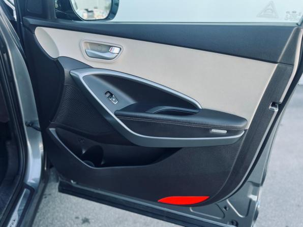 Hyundai Santa Fe III с пробегом 2013 года, цена 1 590 000 рублей, 212000 км, внедорожник, Автокод Объявления