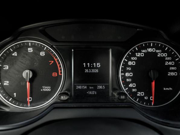 Audi Q5 I (8R) с пробегом 2010 года, цена 1 380 000 рублей, 246154 км, внедорожник, Автокод Объявления