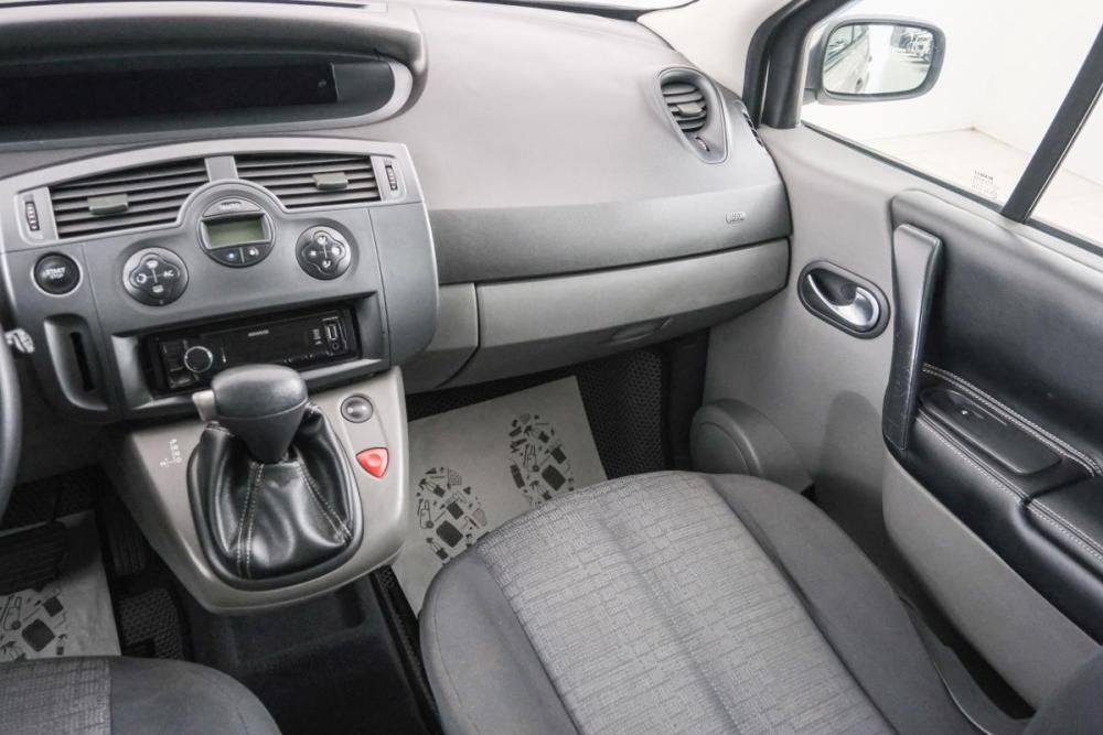 Renault Scenic II Рестайлинг Красноярск  - изображение 11