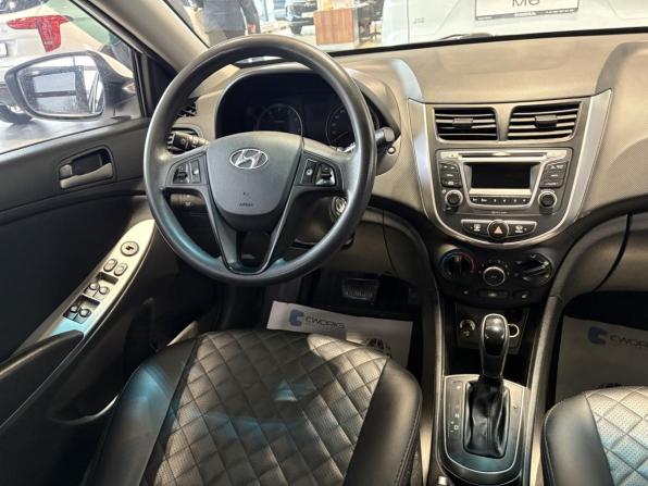 Hyundai Solaris I Рестайлинг с пробегом 2015 года, цена 884 000 рублей, 186658 км, хэтчбек, Автокод Объявления