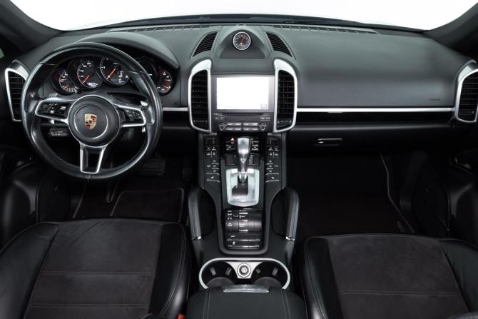 Porsche Cayenne II Рестайлинг (958) с пробегом 2016 года, цена 4 121 000 рублей, 166174 км, внедорожник, Автокод Объявления