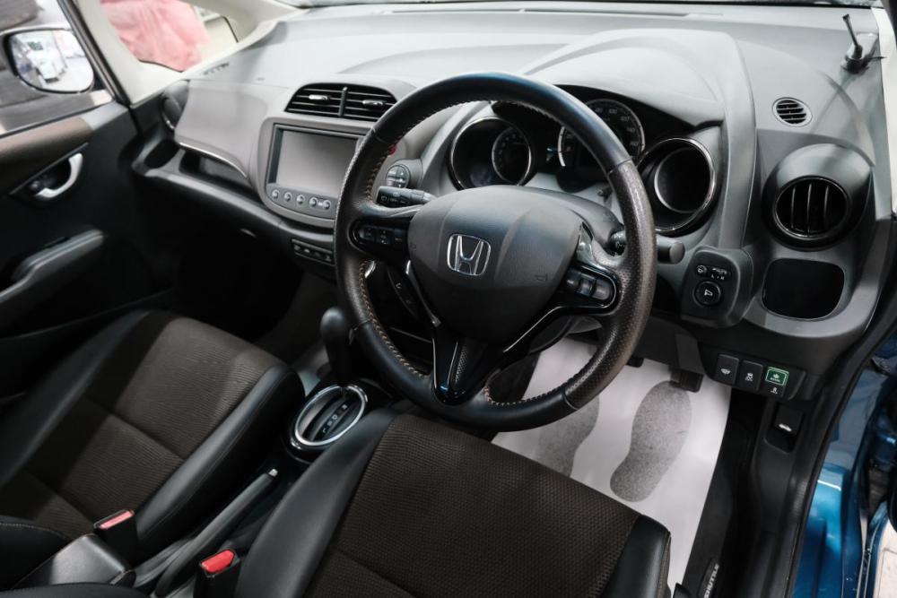 Honda Fit Shuttle I Омск  - изображение 11