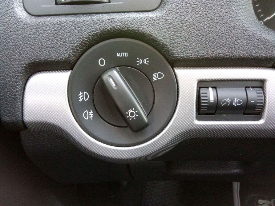 Skoda Octavia II (A5) Рестайлинг Москва  - изображение 18