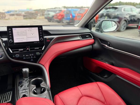 Toyota Camry VIII (XV70) Рестайлинг с пробегом 2022 года, цена 2 555 000 рублей, 99000 км, седан, Автокод Объявления