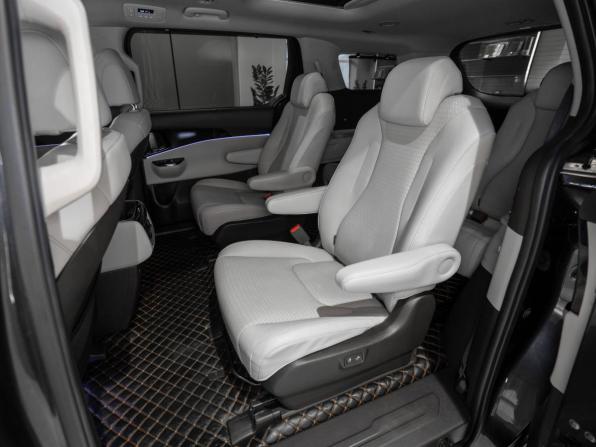 Kia Carnival IV с пробегом 2021 года, цена 3 645 000 рублей, 91161 км, минивэн, Автокод Объявления