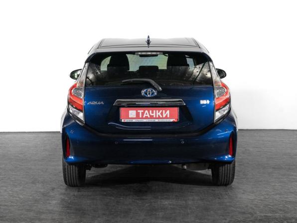 Toyota Aqua I Рестайлинг с пробегом 2017 года, цена 1 070 500 рублей, 131737 км, хэтчбек, Автокод Объявления