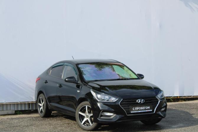 Hyundai Solaris II с пробегом 2019 года, цена 1 240 000 рублей, 131000 км, седан, Автокод Объявления