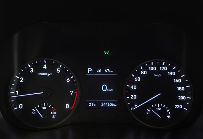 Hyundai Solaris II с пробегом 2018 года, цена 1 160 000 рублей, 244583 км, седан, Автокод Объявления