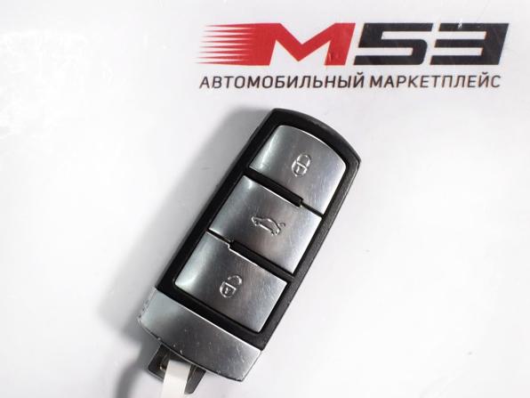 Volkswagen Passat B7 с пробегом 2013 года, цена 1 614 995 рублей, 106633 км, седан, Автокод Объявления
