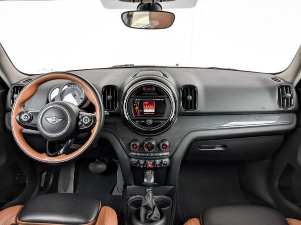 Mini Countryman II с пробегом 2018 года, цена 2 600 000 рублей, 28859 км, внедорожник, Автокод Объявления