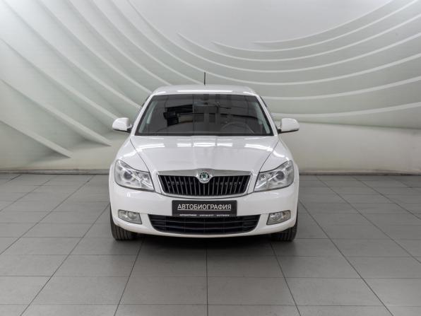 Skoda Octavia II (A5) Рестайлинг с пробегом 2012 года, цена 938 000 рублей, 210641 км, лифтбек, Автокод Объявления
