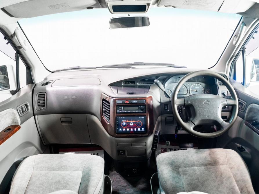 Nissan Elgrand I (E50) Чита  - изображение 8