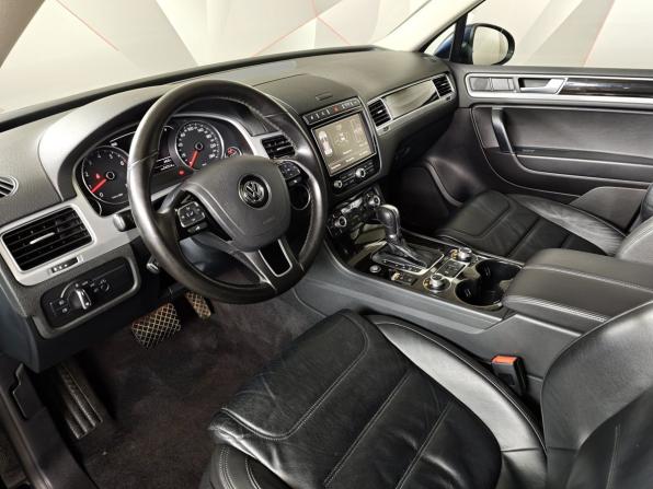 Volkswagen Touareg II Рестайлинг с пробегом 2017 года, цена 3 400 000 рублей, 76944 км, внедорожник, Автокод Объявления